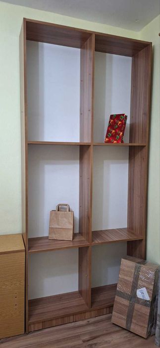 Библиотека/етажерка за хол/спалня