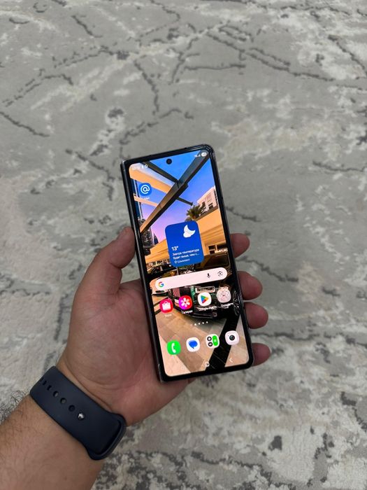 Samsung Z Fold 4 256GB в хорошем состоянии