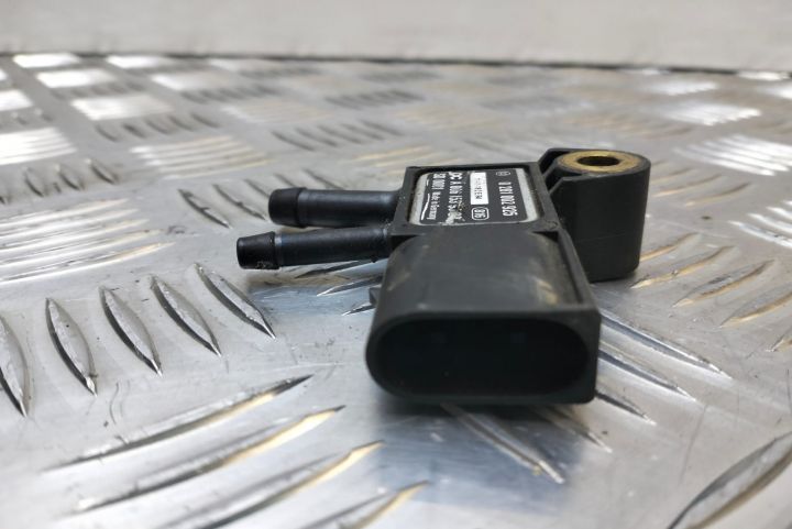 Senzor presiune gaze  a0061539528 Mercedes-Benz C-Class W204/S204