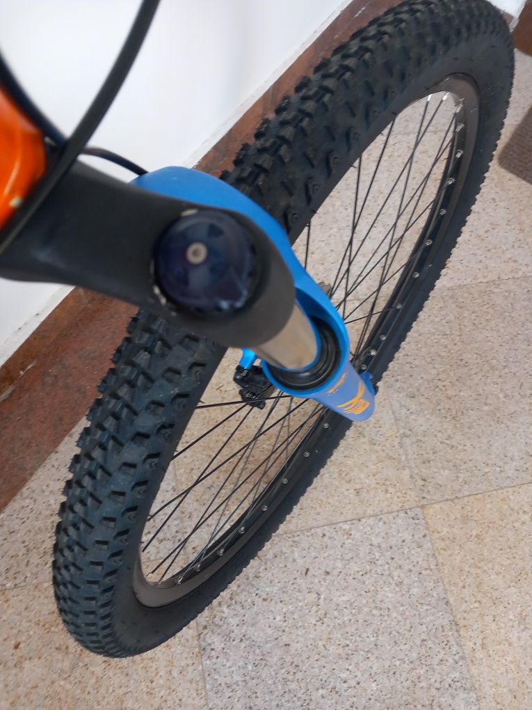 Bicicleta DFbike XC9 roții pe 29 cadru S aluminiu impecabilă