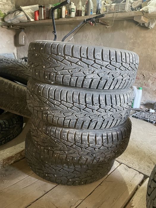 продам диски с зимними шинами
