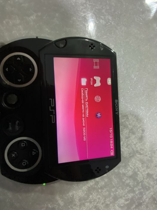 PSP GO 16гб с гарантией