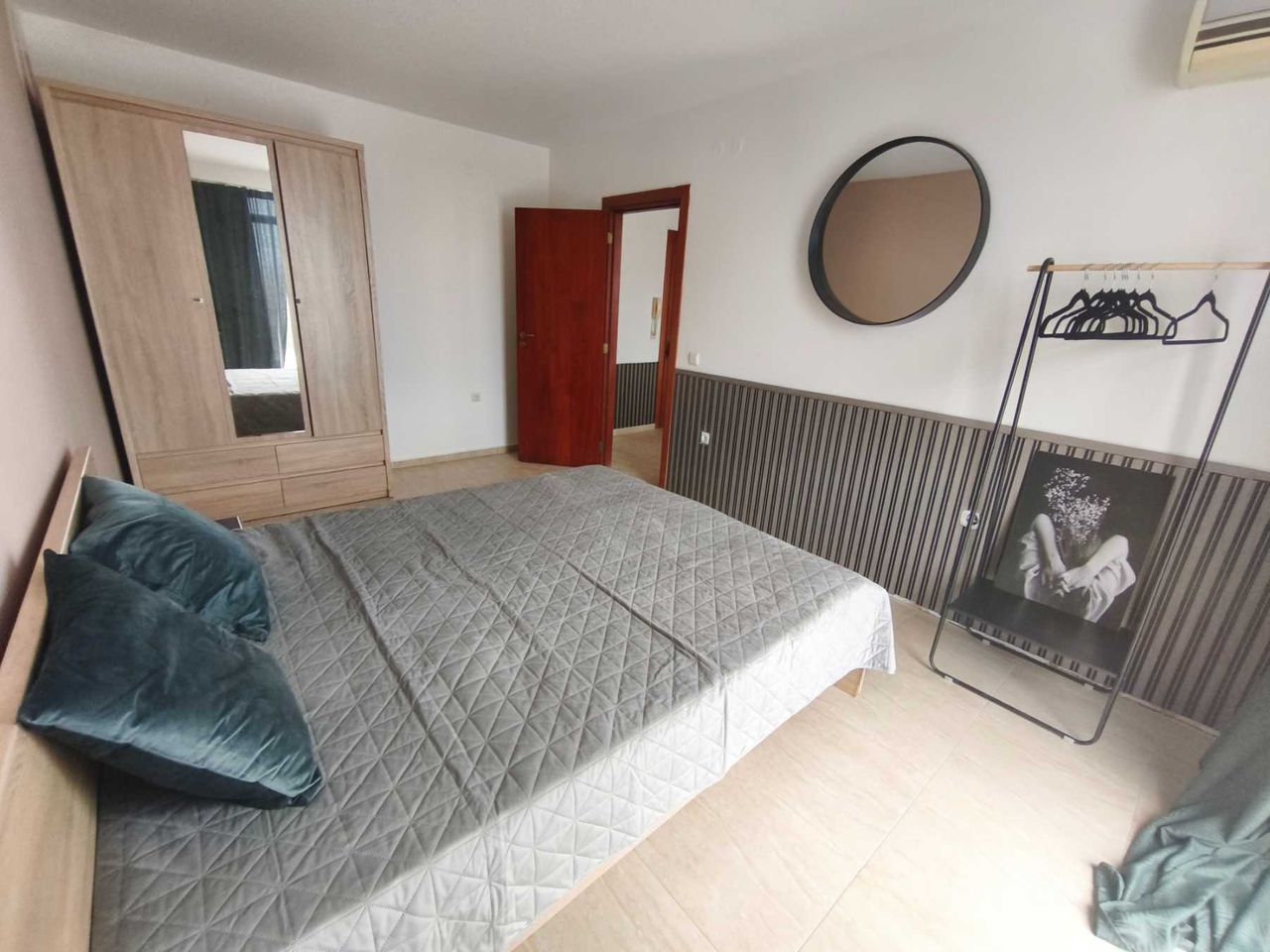 Продава се Двустаен апартамент в к.к. Слънчев бряг - 66 кв.м за 1061 €/кв.м - Снимка #8