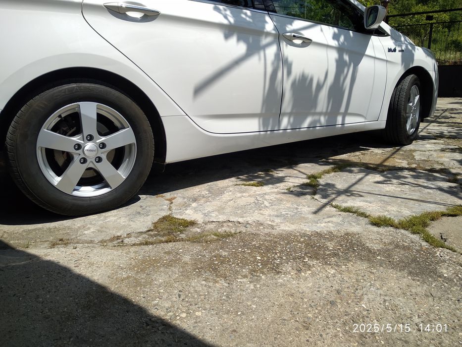 Hyindai i 40  Хюндай и 40