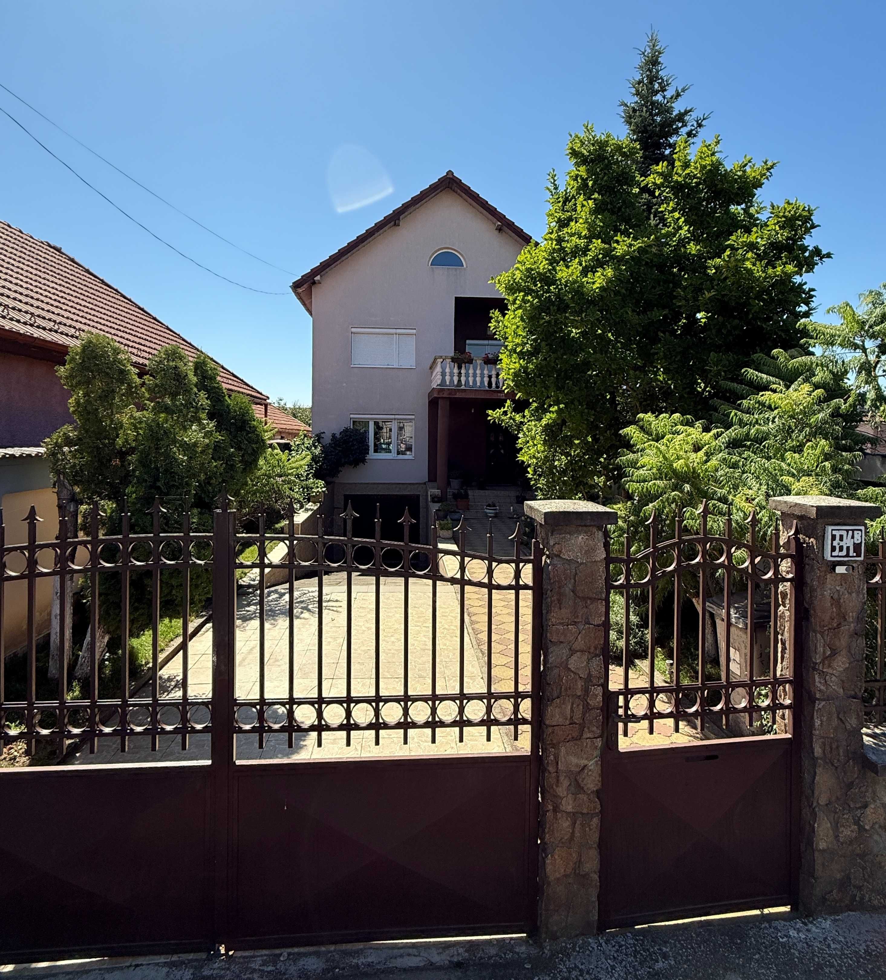 Casa Fantanele la 8km de centru Arad