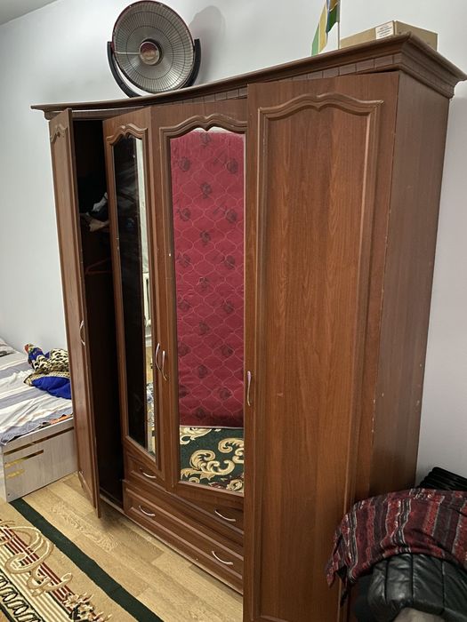 Б/У мебеллер сотилади!