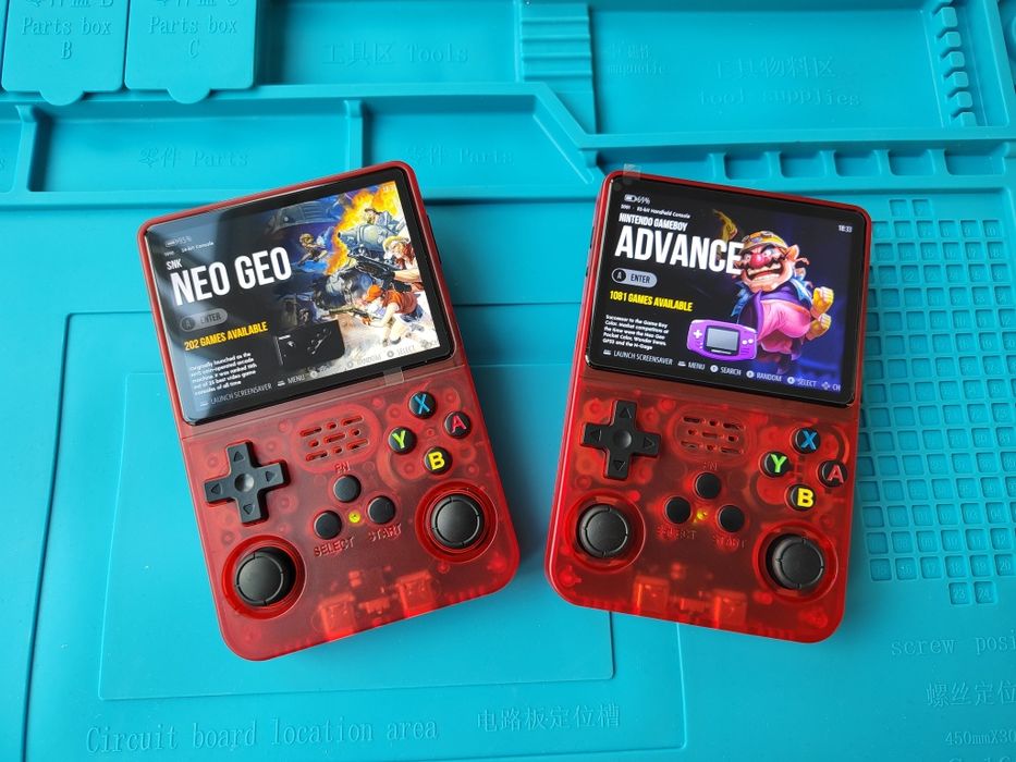 Consola portabila R36S Rosu 64gb plina cu jocuri retro