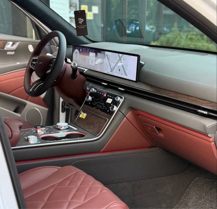 Genesis GV80 2025 год