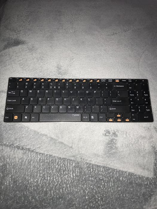 Tastatură wireless