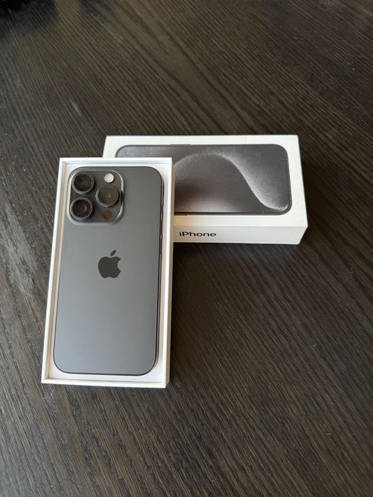 Продам iPhone 15 pro в идеальном состоянии