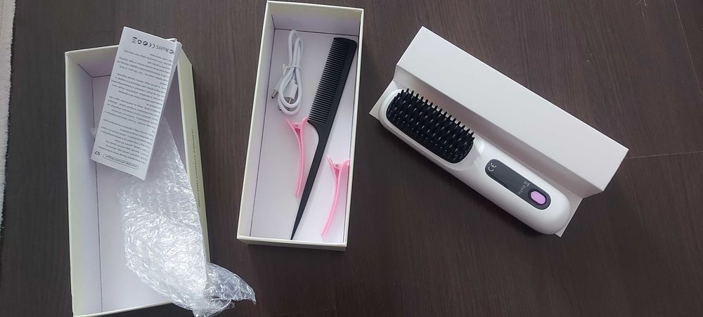 Преса за коса, четка, гребен