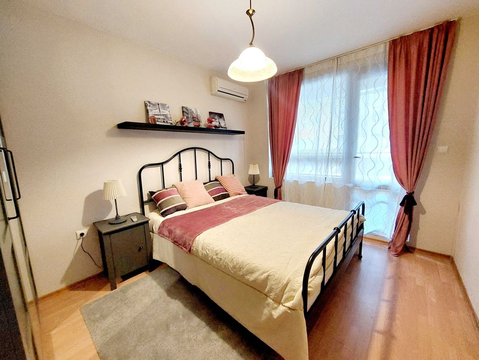 Двустаен нов апартамент, кв.Левски, Вива, срещу Била, до ТУ