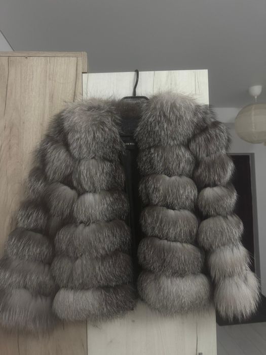Haină de blană naturală gri cu mâneci detașabile,mărimea S
