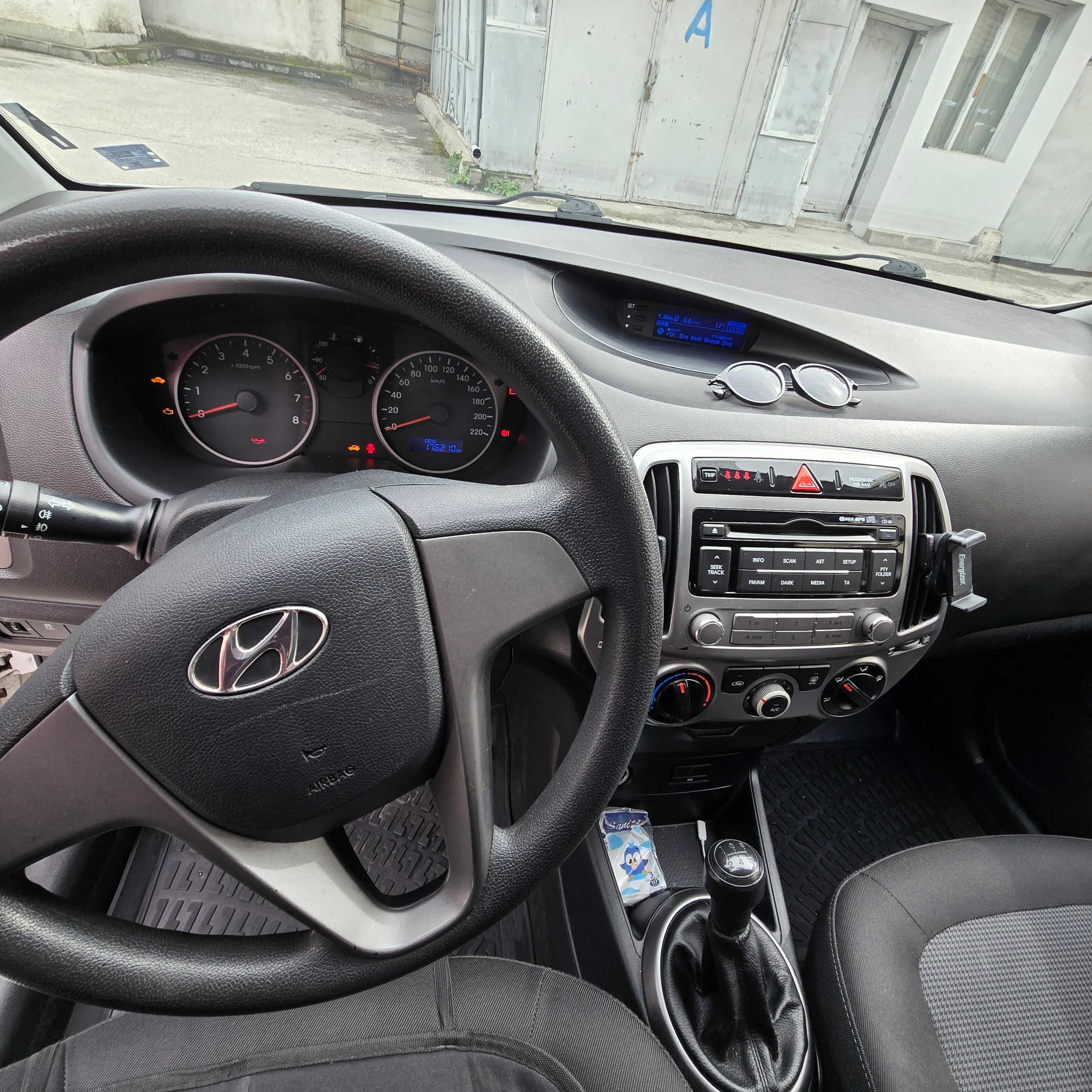 Hyundai I20 1.2 Бензин 2014 г. Android Auto