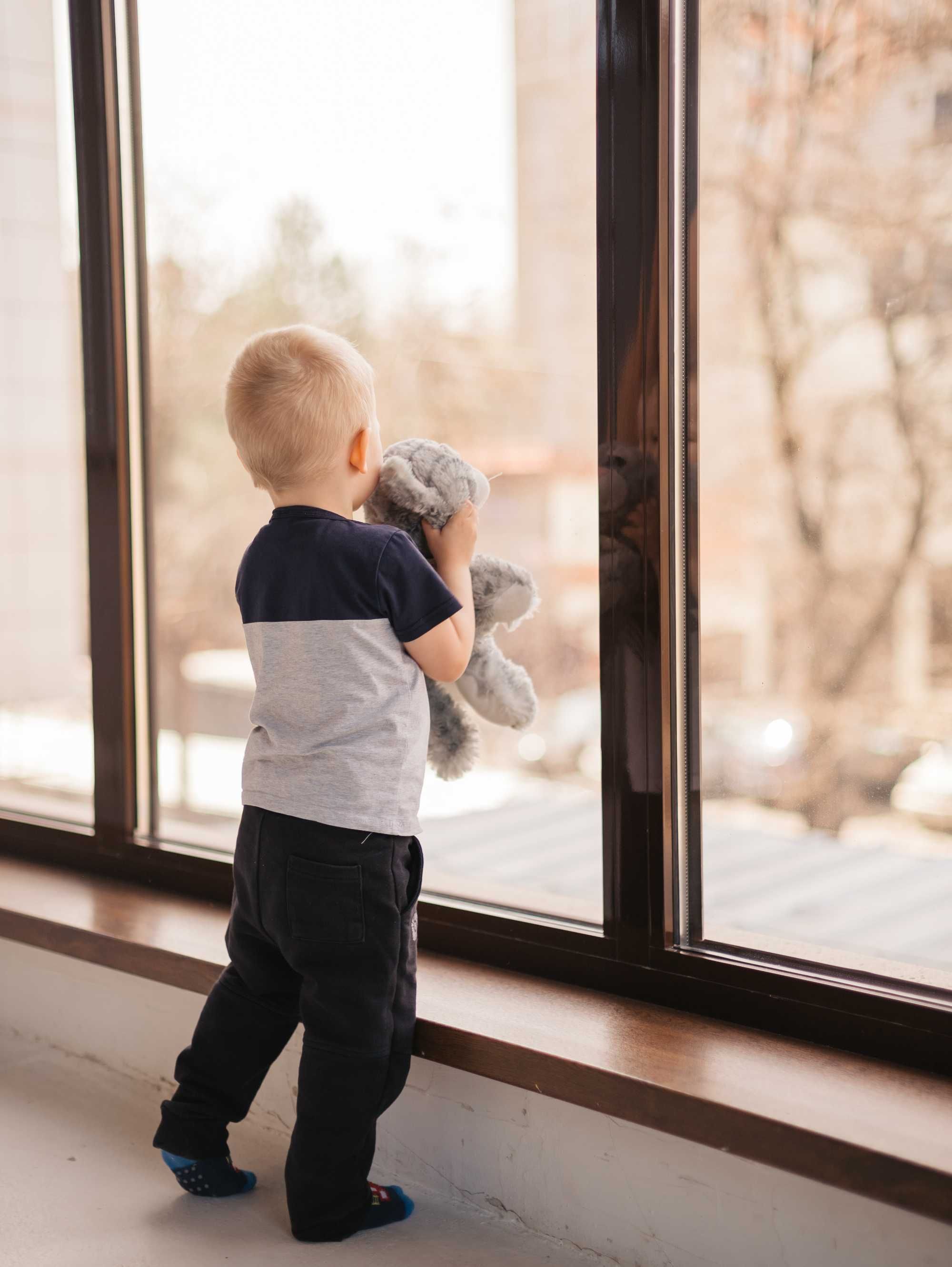 Москитная сетка защита от выпадения детей из окна. Сетка 3 в 1
