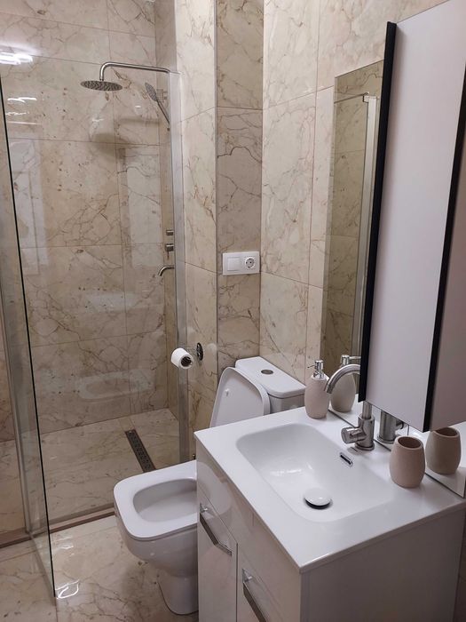 Închiriez apartament 2 camere