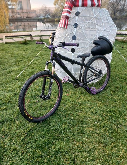 Bicicletă dirt specialisez