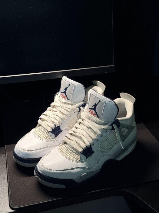 Jordan 4 Navy Blue 42.5