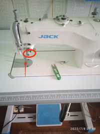 Швейная машина Jack F3