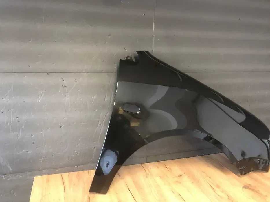 Aripa Fata Dreapta VW Polo 5/V 2002-2005 (LC9Z (Negru))