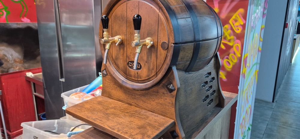 Продам охладитель (Италия) для напитков на 4 крана