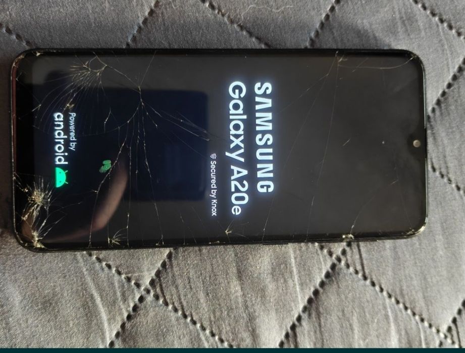 samsung a20e pentru piese
