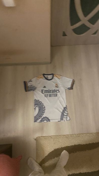 Vand tricou Real Madrid anul 2023/2024 cu Cristiano Ronaldo