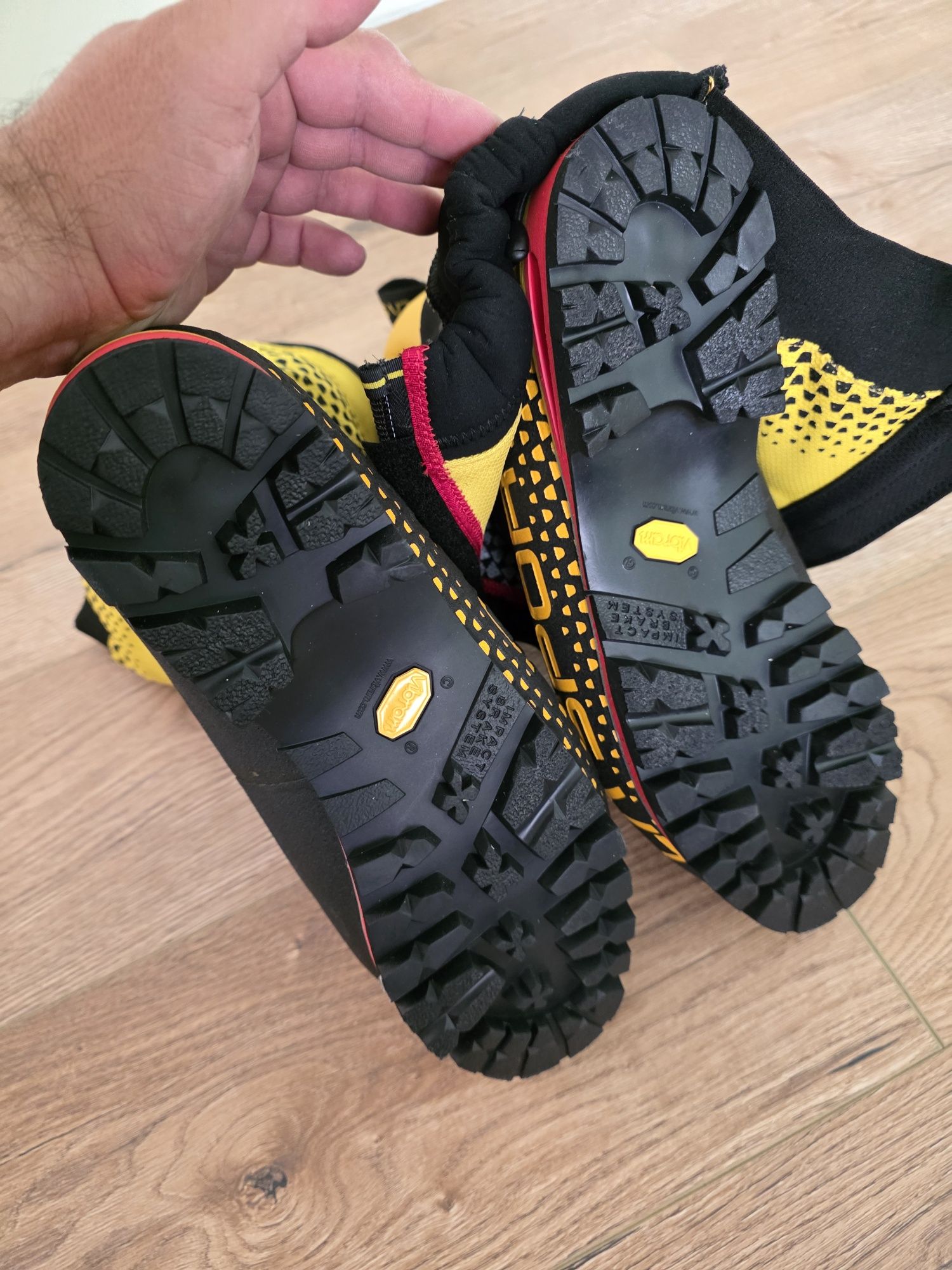La Sportiva G2 Evo - нови 44 номер
