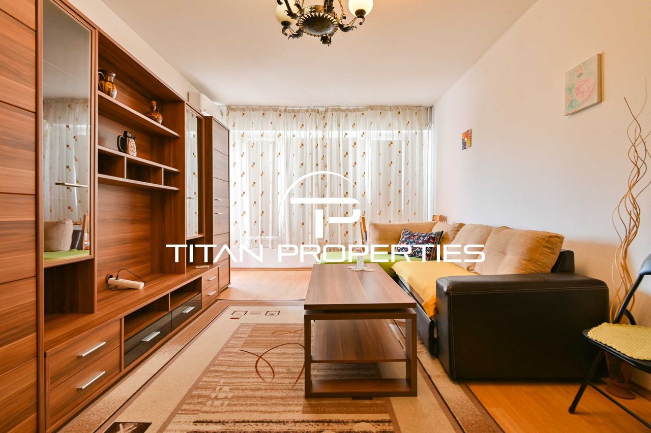 Дава се под наем Тристаен апартамент в София, Света Троица - 110 кв.м за 663 € - Снимка #1