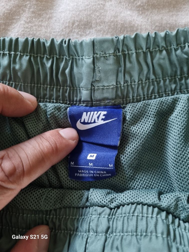 Мъжки къси панталони Nike!