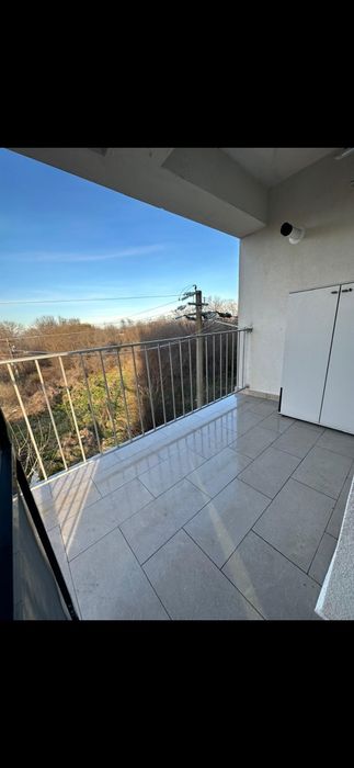 De închiriat apartament 2 cam