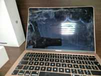 MacBook Air 13.6" M2 (MLXW3ZE/A) за части – неработещ екран