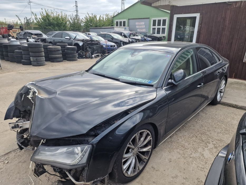 Dezmembram Audi A8 4H, an 2012, 3.0 TDI cod CDT, cutie automata MXU