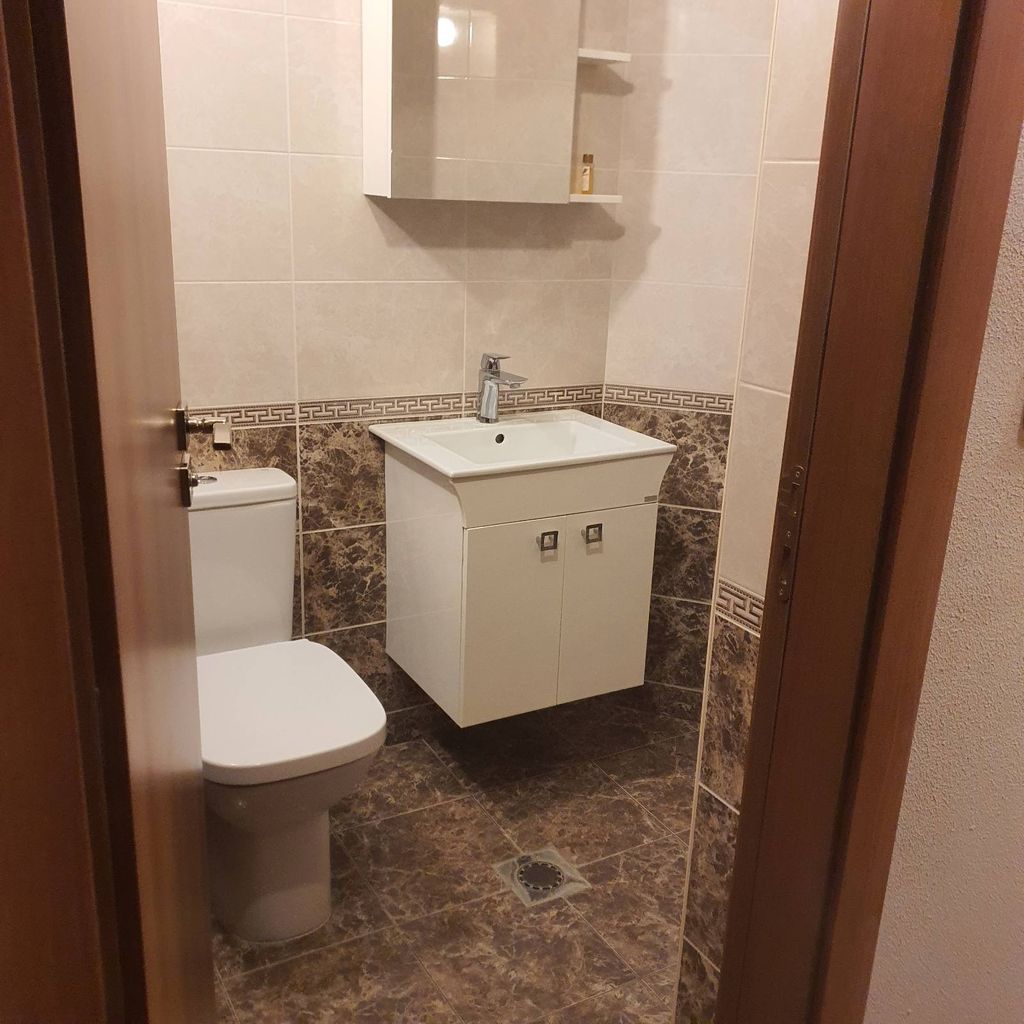 Дава се под наем Двустаен апартамент в Пловдив, Мараша - 67 кв.м за 688.5 € - Снимка #2