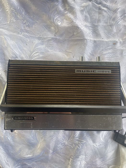 radio portabil Grundig Music Boy