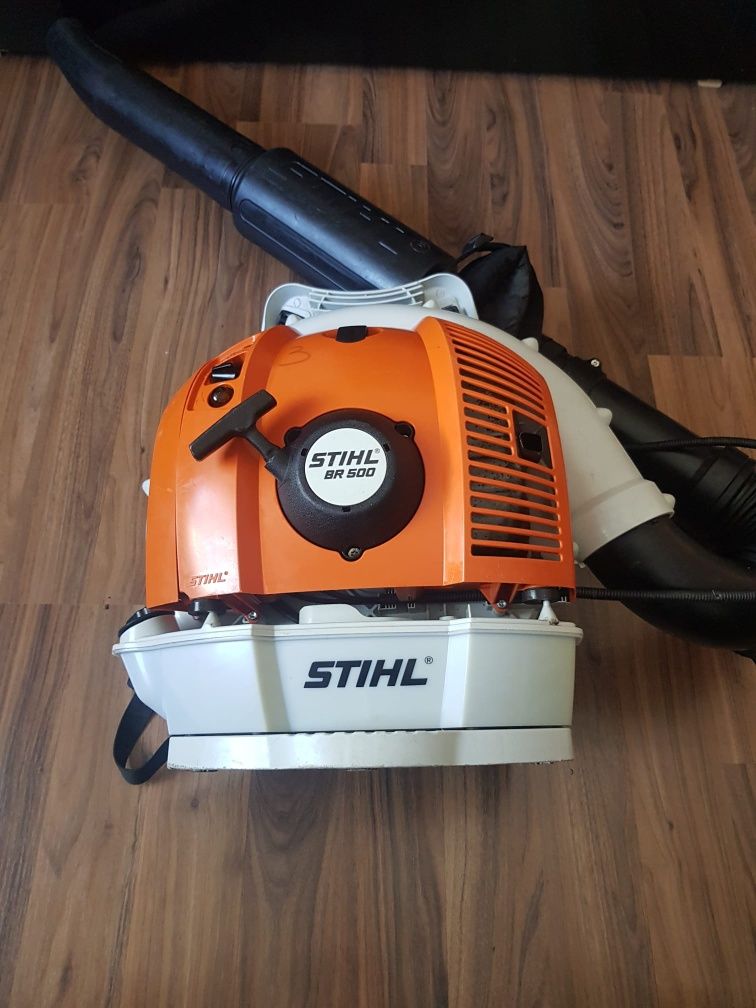 Stihl BR 500,suflantă pe benzină,ca NOUĂ.