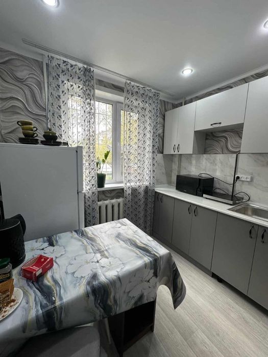 Продается 2 комнатная квартира Сокол, рынок Голубой