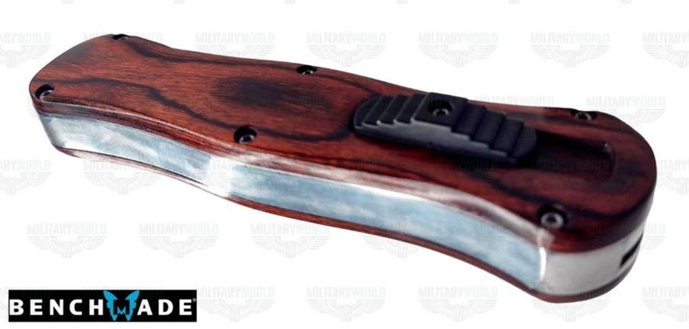 Briceag Benchmade McHenry D2 automatic knife with front snap closure