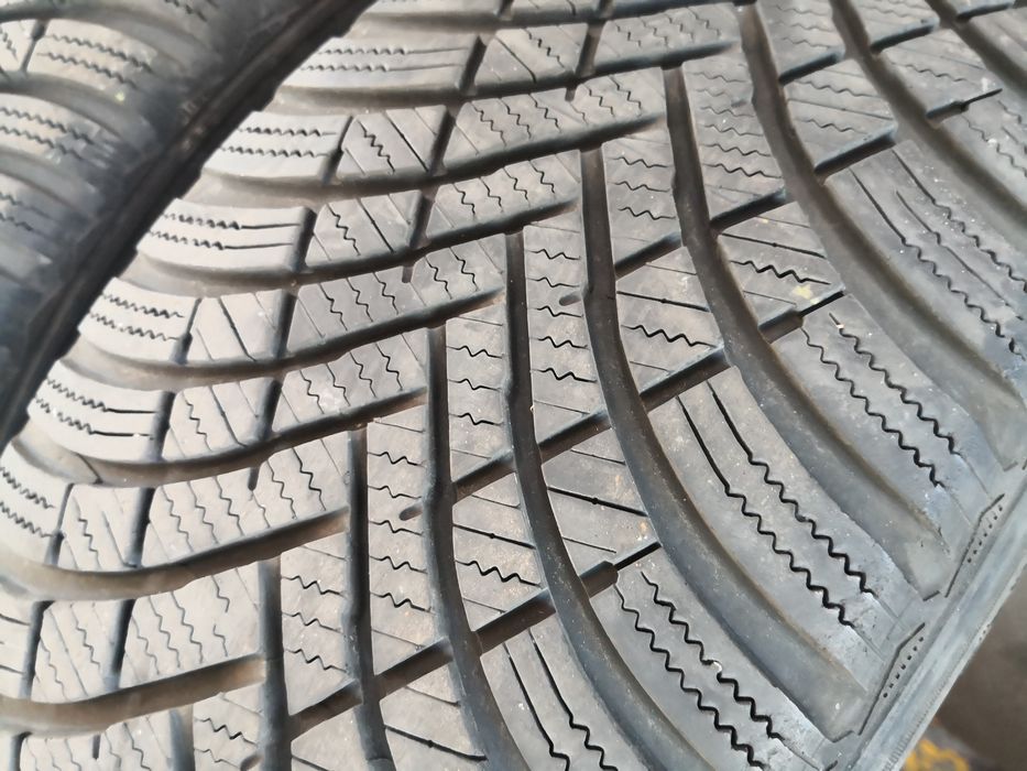 215 55 17 цола гуми hankook dot 22