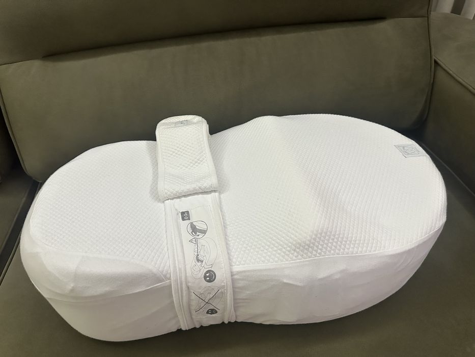 Red Castle CocoonaBaby Nest - ергономичен матрак за новородени - White