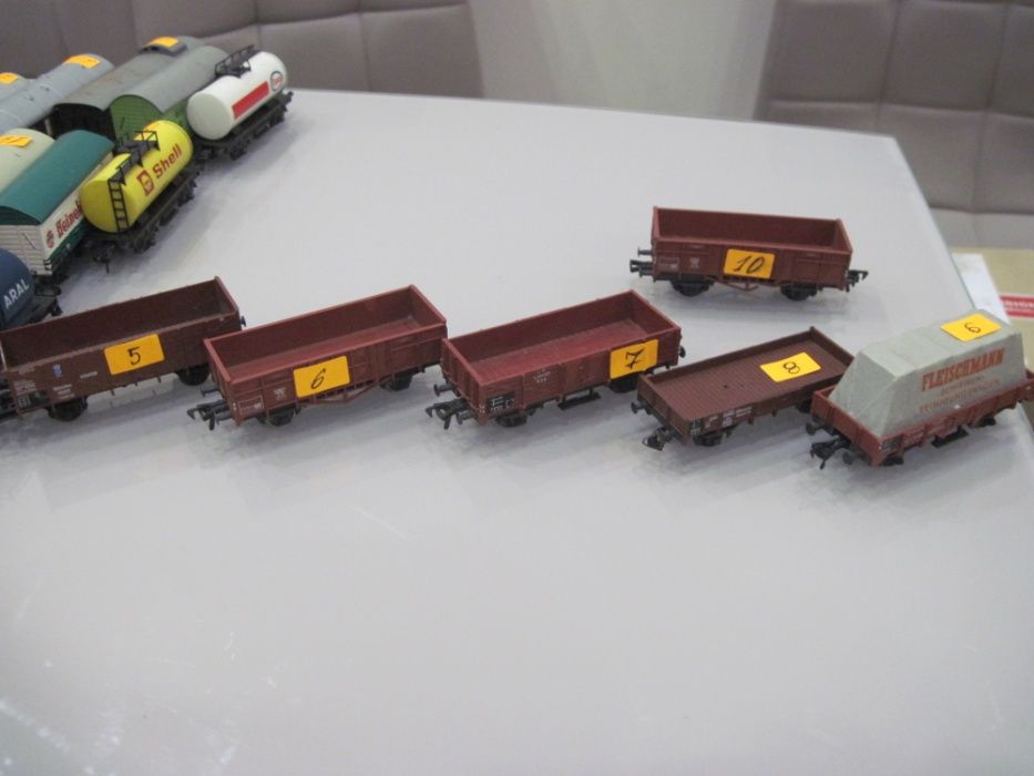 Товарни и пътнически вагони Piko, Fleischmann,Märklin / НО 1:87