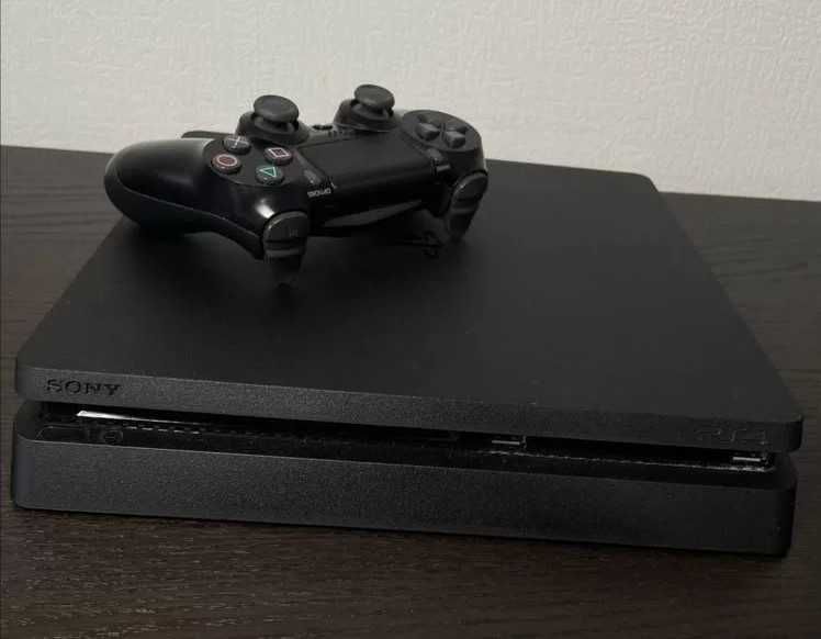 Игровая приставка Sony Playstation 4 PS4 Slim