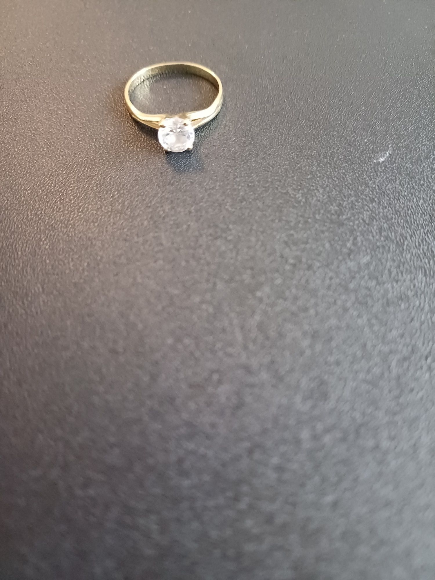 Inel de aur galben de 14k