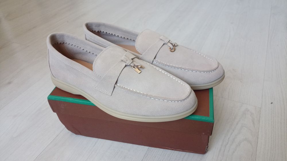 Loro Piano 43р Новые. Качество хорошее