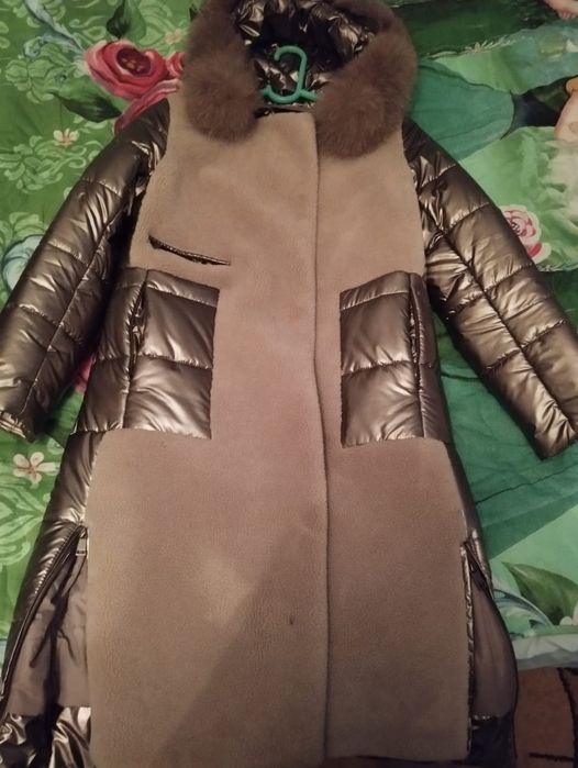 Продам куртку зимнию