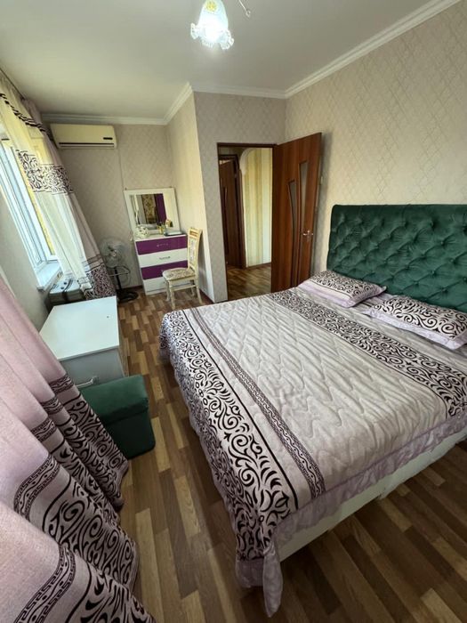 Продам спальный гарнитур