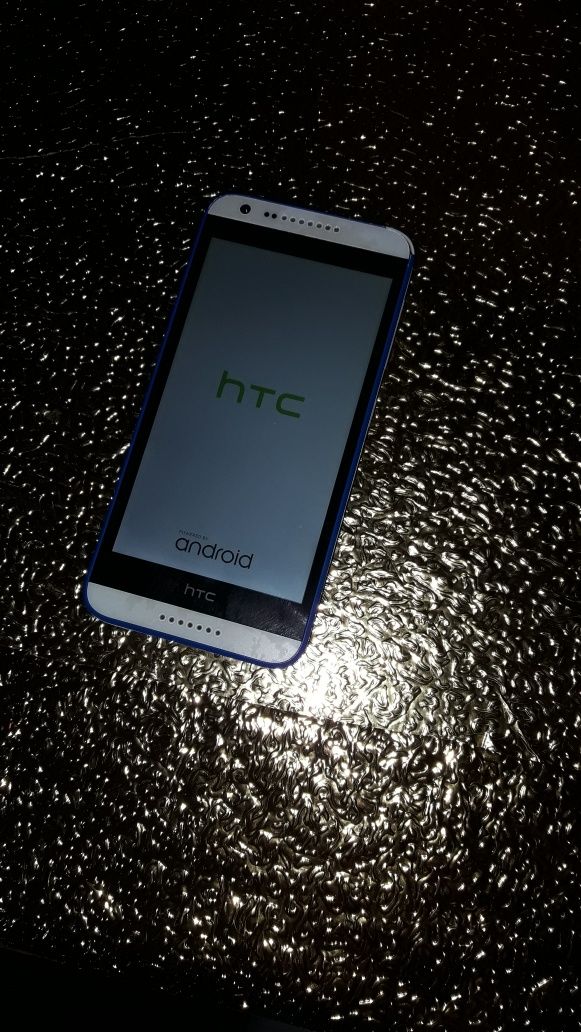продам    телефон HTC