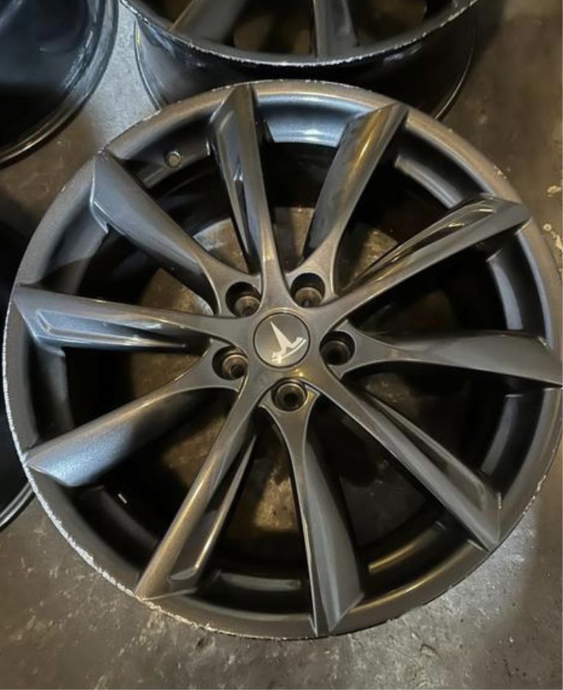Tesla джанти 20 цола MODEL Y