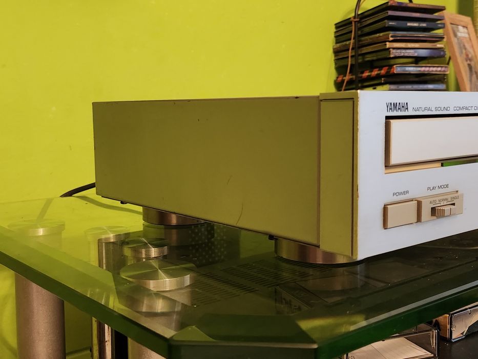 yamaha CD 2 cd player