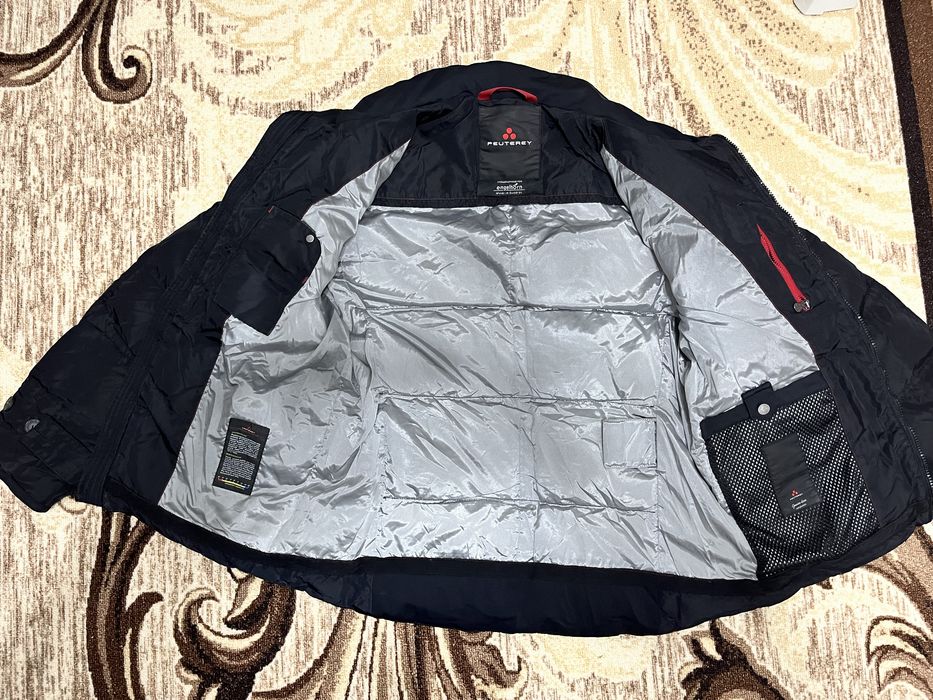 Мужко яке Peuterey